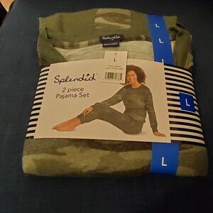 Splendid 2-piece PJ Set size L
